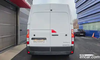 Renault Master 2024 2.3 Механическая в Москве № 176224, миниатюра 10