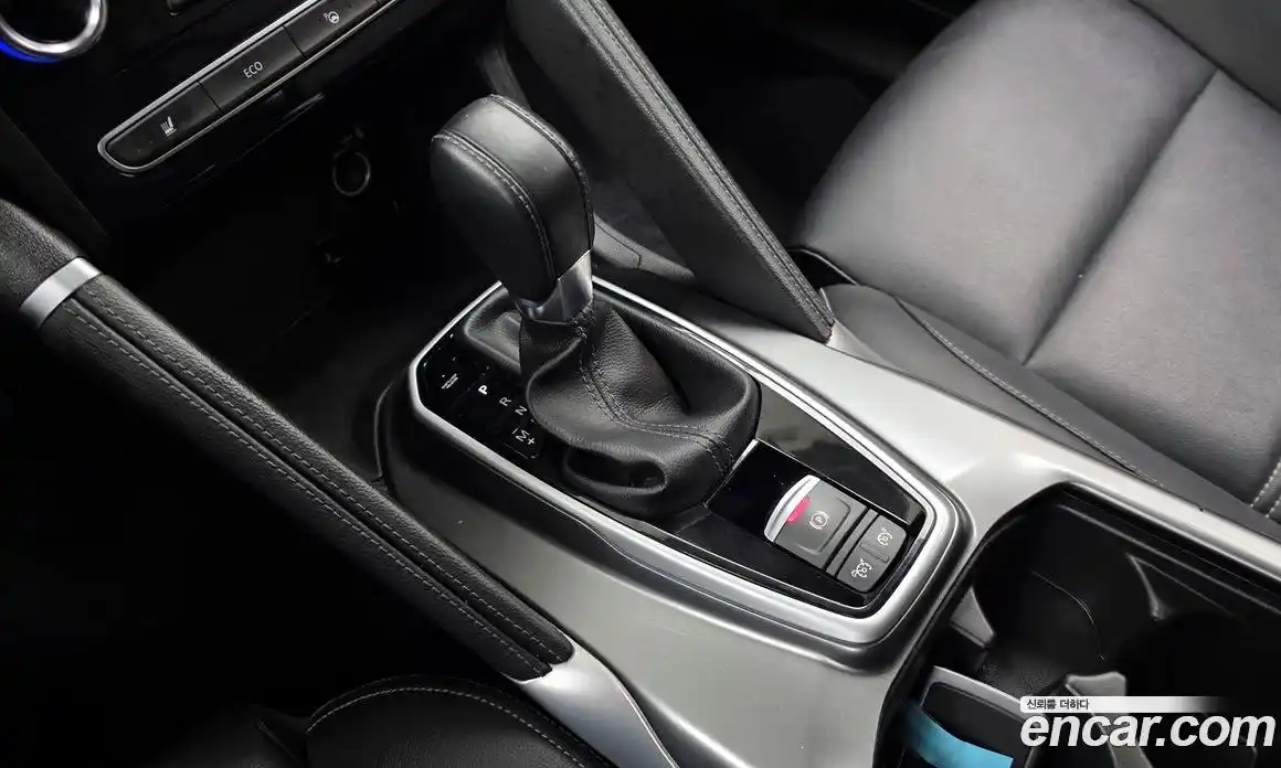 Renault QM6 2023 2.0 Автомат в Москве № 178758, фото 9