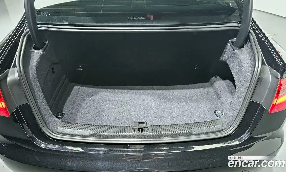 Audi A6 2014 2.0 Автомат в Москве № 180240, фото 2