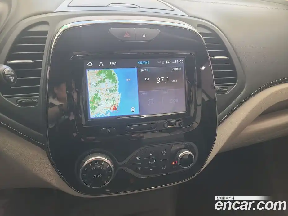 Renault QM3 2019 1.5 Автомат в Москве № 185890, фото 9