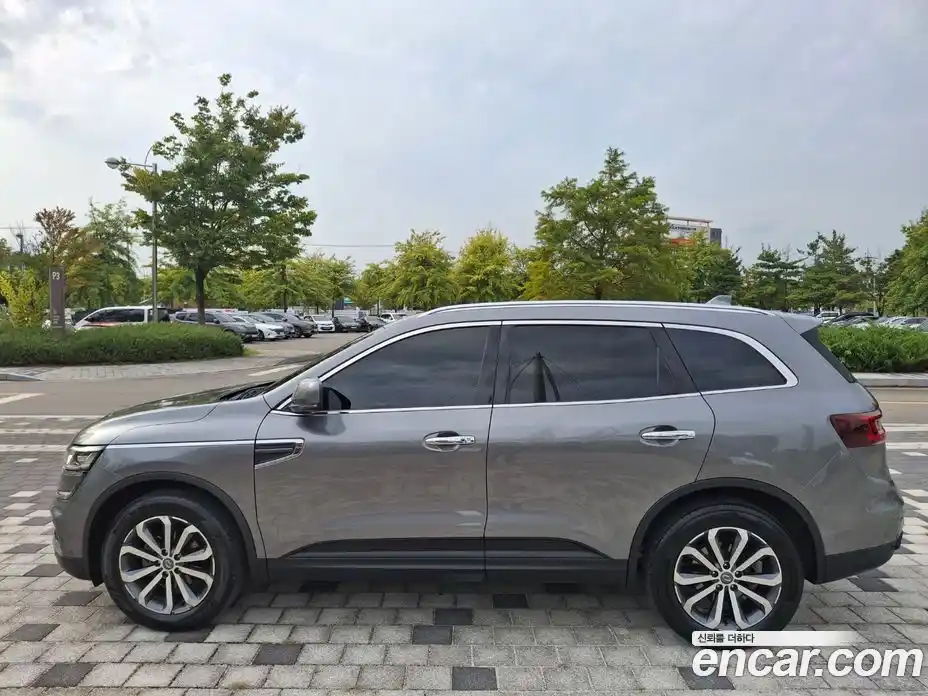 Renault QM6 2020 2.0 Автомат в Москве № 186233, фото 3