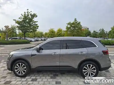 Renault QM6 2020 2.0 Автомат в Москве № 186233, миниатюра 3