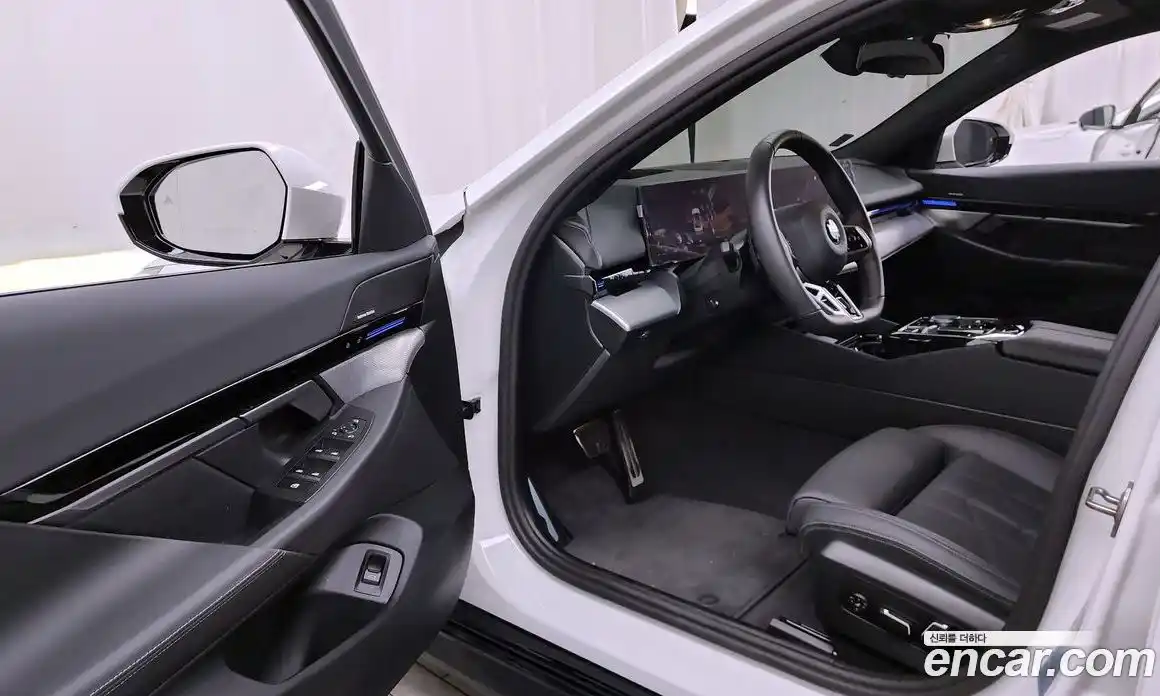 BMW 5-Series 2024 2.0 Автомат в Москве № 187005, фото 15
