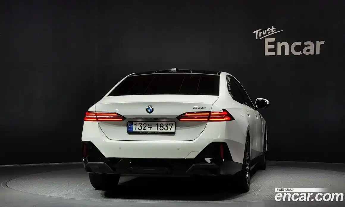 BMW 5-Series 2024 2.0 Автомат в Москве № 187005, фото 17