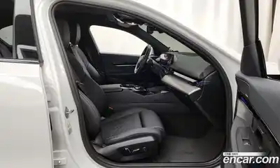 BMW 5-Series 2024 2.0 Автомат в Москве № 187005, миниатюра 7