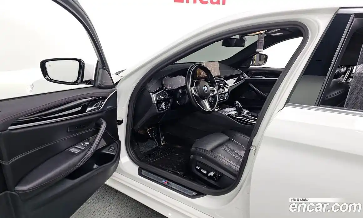 BMW 5-Series 2023 2.0 Автомат в Москве № 191722, фото 14