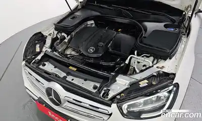 Mercedes-Benz GLC-Class 2021 1.9 Автомат в Москве № 195315, миниатюра 6