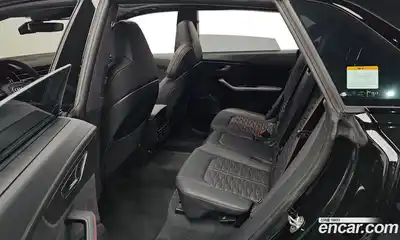 Audi RSQ8 2025 4.0 Автомат в Москве № 196039, миниатюра 12