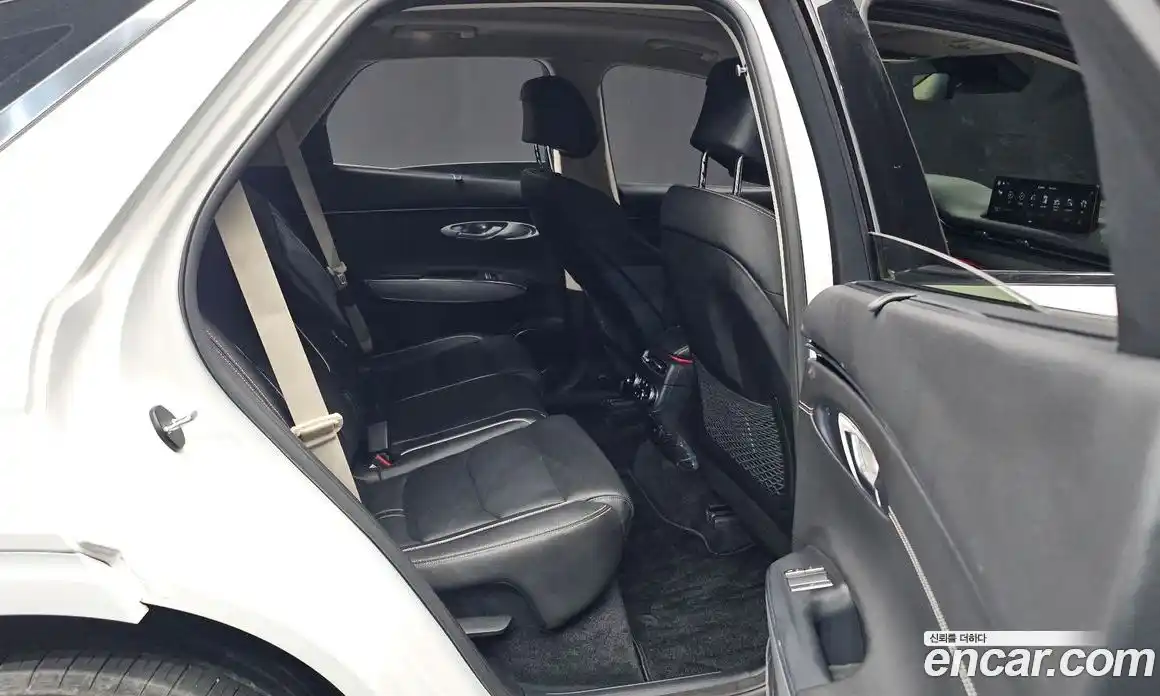 Genesis GV70 2022 0.1 Автомат в Москве № 19652, фото 12