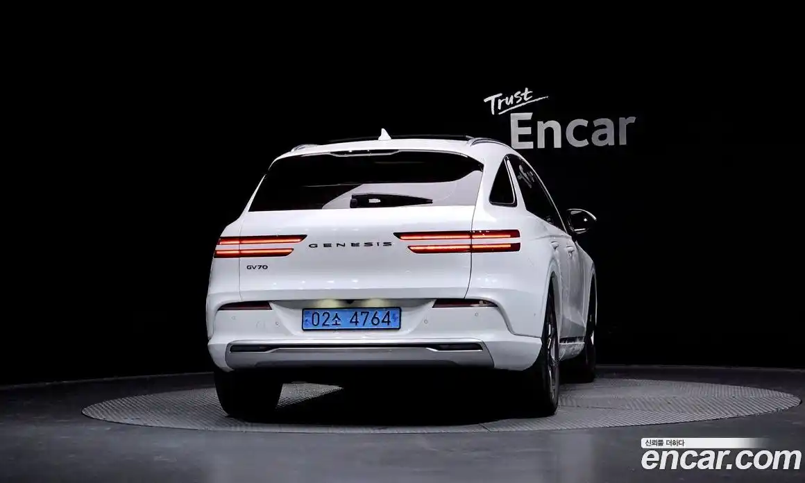 Genesis GV70 2022 0.1 Автомат в Москве № 19652, фото 4