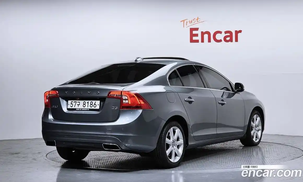 Volvo S60 2018 2.0 Автомат в Москве № 197071, фото 4