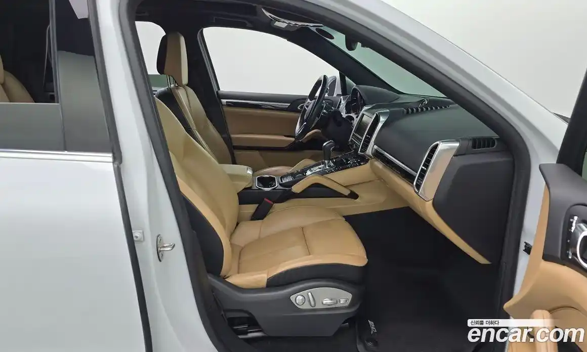 Porsche Cayenne 2016 3.6 Автомат в Москве № 197620, фото 14