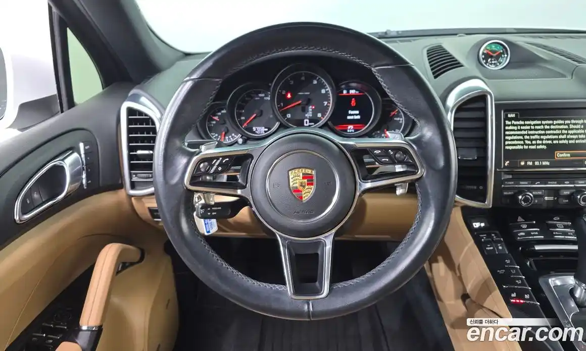 Porsche Cayenne 2016 3.6 Автомат в Москве № 197620, фото 17