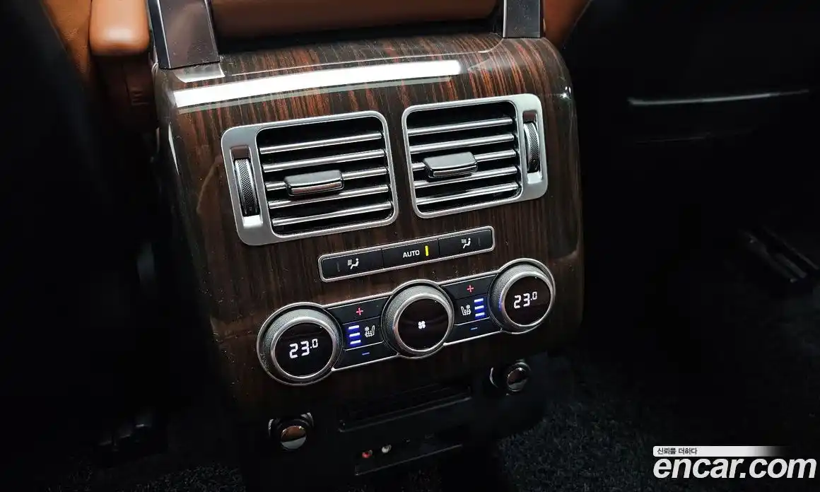 Land Rover Range-Rover 2016 4.4 Автомат в Москве № 198297, фото 5