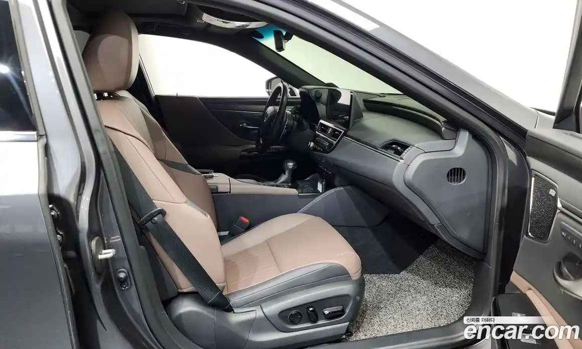 Lexus ES 2022 2.5 Автомат в Москве № 198808, фото 11