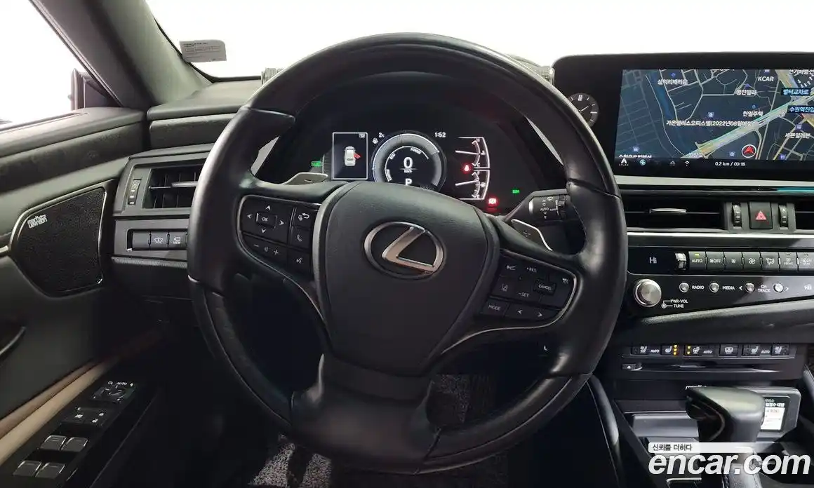 Lexus ES 2022 2.5 Автомат в Москве № 198808, фото 13