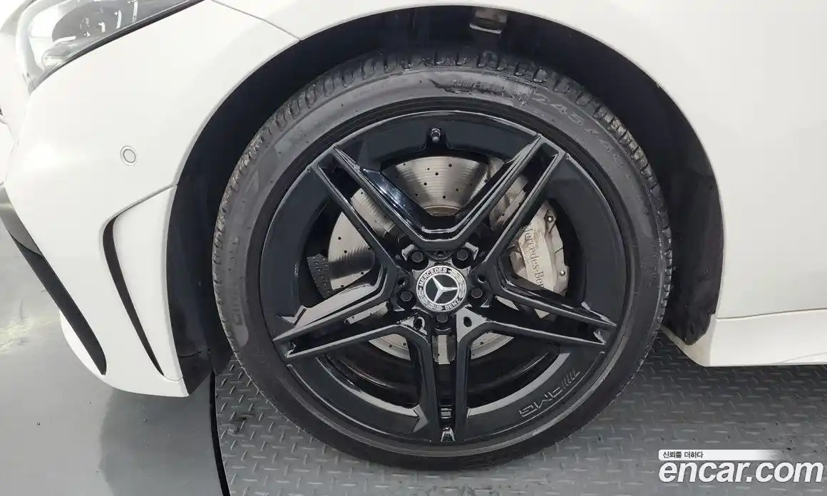 Mercedes-Benz CLS-Class 2022 2.0 Автомат в Москве № 206789, фото 15