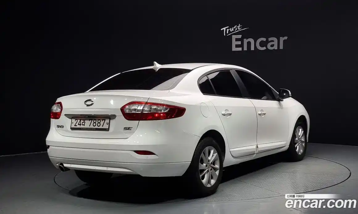 Renault SM3 2015 1.6 Автомат в Москве № 208689, фото 14