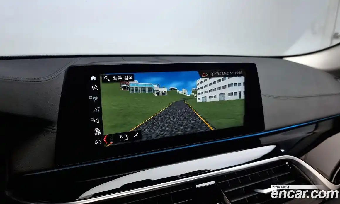 BMW 5-Series 2018 2.0 Автомат в Москве № 211585, фото 16