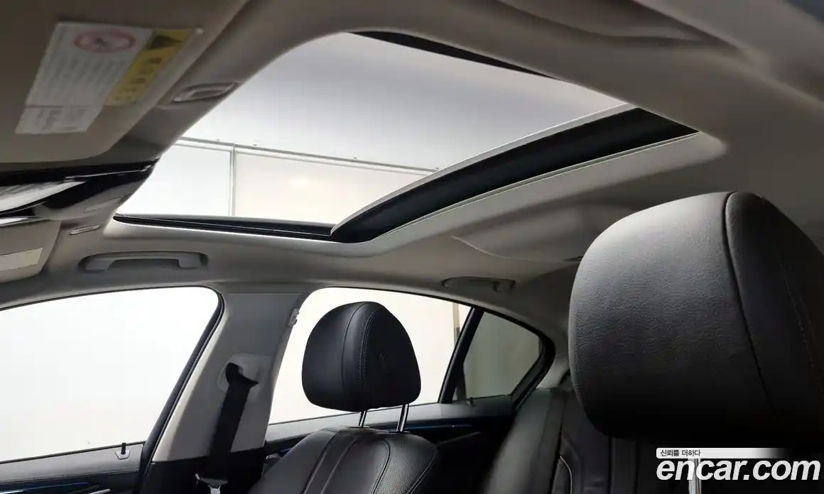 BMW 5-Series 2018 2.0 Автомат в Москве № 211585, фото 17