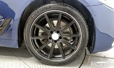 BMW 5-Series 2018 2.0 Автомат в Москве № 211585, миниатюра 3