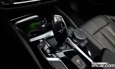 BMW 5-Series 2018 2.0 Автомат в Москве № 211585, миниатюра 7