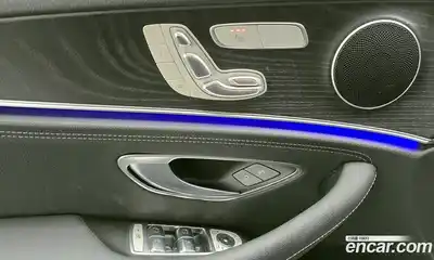 Mercedes-Benz E-Class 2021 1.9 Автомат в Москве № 212135, миниатюра 5