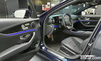 Mercedes-Benz E-Class 2021 1.9 Автомат в Москве № 212135, миниатюра 7