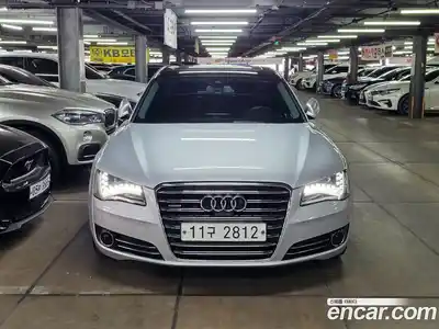 Audi A8, 2012