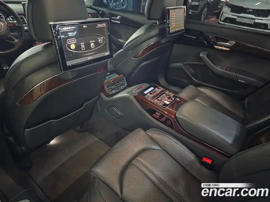 Audi A8 2012 4.2 Автомат в Москве № 212516, фото 16