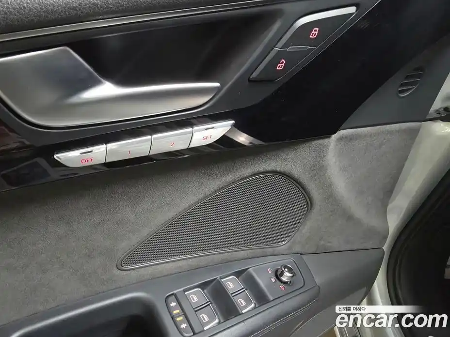 Audi A8 2012 4.2 Автомат в Москве № 212516, фото 7