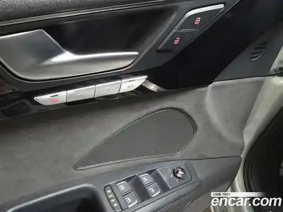 Audi A8 2012 4.2 Автомат в Москве № 212516, миниатюра 7