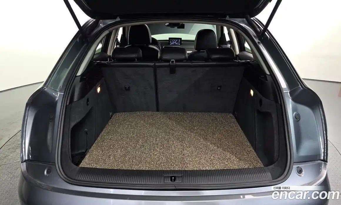 Audi Q3 2014 2.0 Автомат в Москве № 212620, фото 11