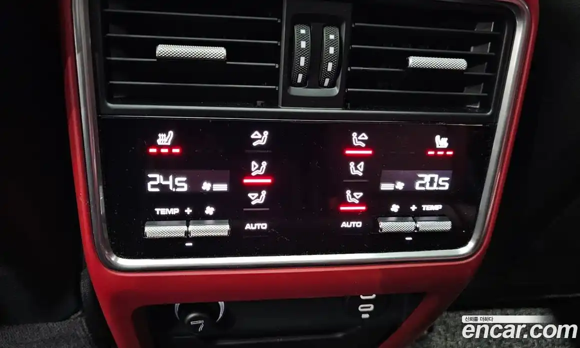 Porsche Cayenne 2023 3.0 Автомат в Москве № 213180, фото 19