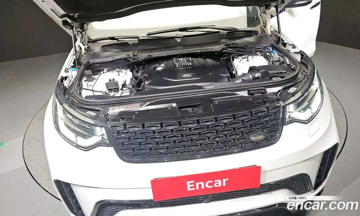 Land Rover Discovery 2018 3.0 Автомат в Москве № 213598, фото 15