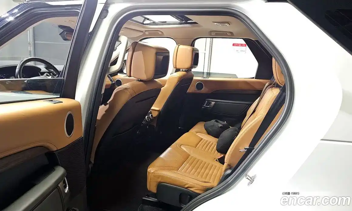 Land Rover Discovery 2018 3.0 Автомат в Москве № 213598, фото 6