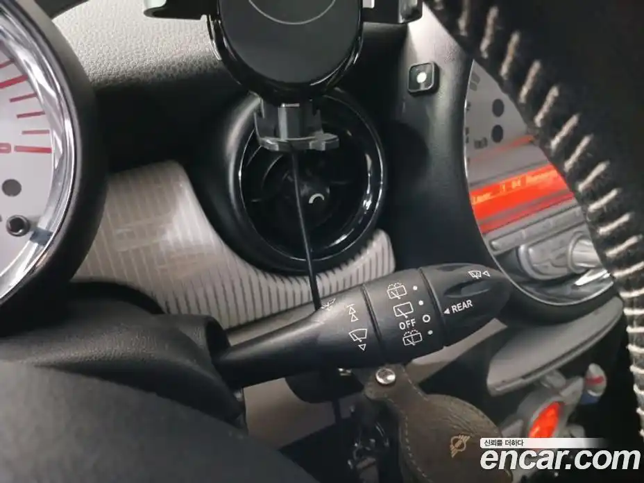 Mini Cooper 2010 1.6 Автомат в Москве № 214332, фото 16