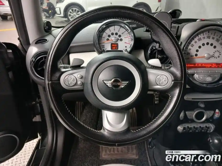 Mini Cooper 2010 1.6 Автомат в Москве № 214332, фото 10