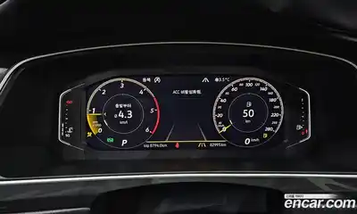 Volkswagen Tiguan 2018 2.0 Автомат в Москве № 215118, миниатюра 8