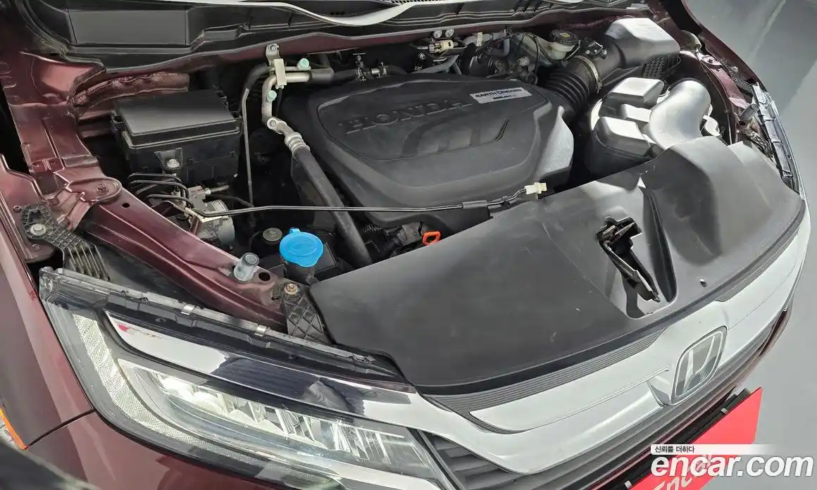 Honda Odyssey 2018 3.5 Автомат в Москве № 215677, фото 14