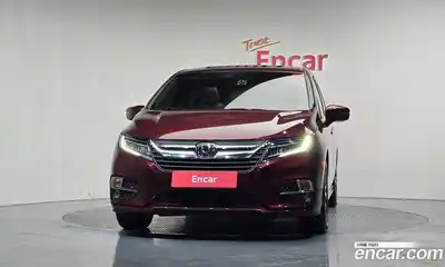Honda Odyssey 2018 3.5 Автомат в Москве № 215677, миниатюра 7
