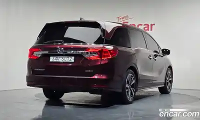 Honda Odyssey 2018 3.5 Автомат в Москве № 215677, миниатюра 8