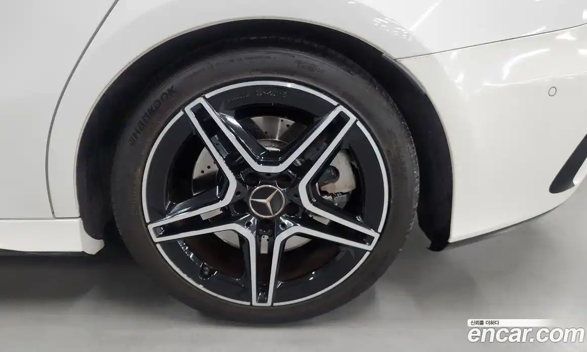 Mercedes-Benz A-Class 2021 2.0 Автомат в Москве № 222117, фото 5