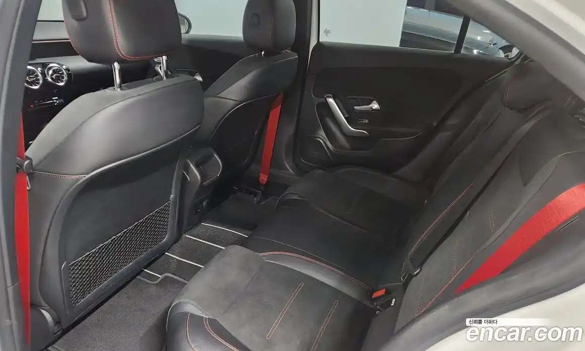 Mercedes-Benz A-Class 2021 2.0 Автомат в Москве № 222117, фото 10