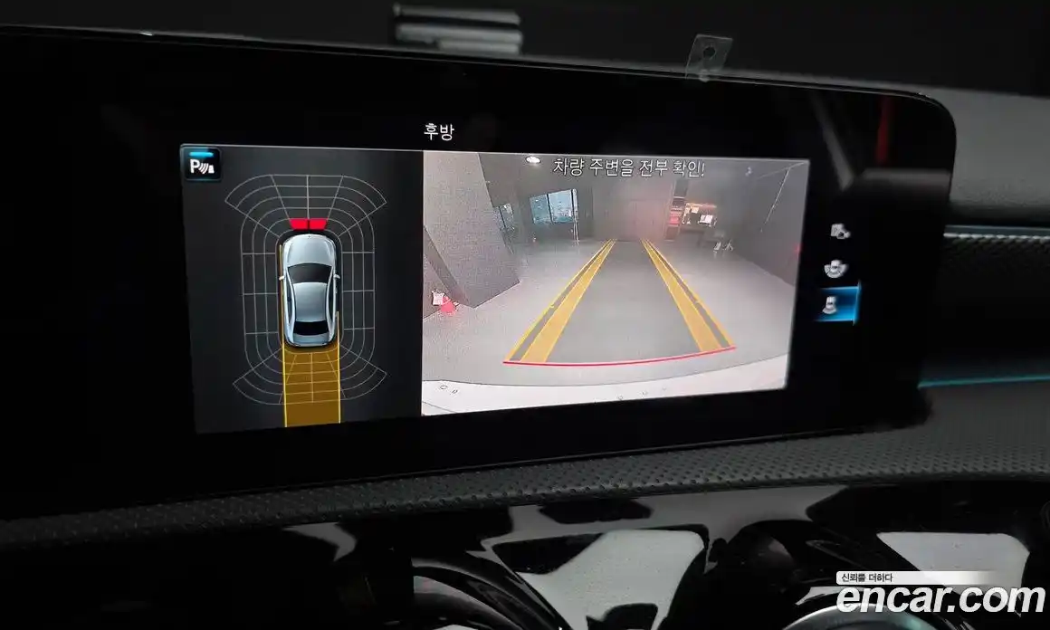 Mercedes-Benz A-Class 2021 2.0 Автомат в Москве № 222630, фото 16