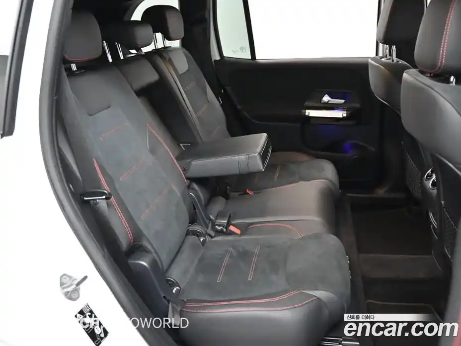 Mercedes-Benz GLB-Class 2023 2.0 Автомат в Москве № 223228, фото 12