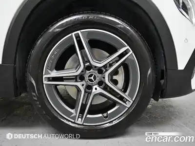 Mercedes-Benz GLB-Class 2023 2.0 Автомат в Москве № 223228, миниатюра 5