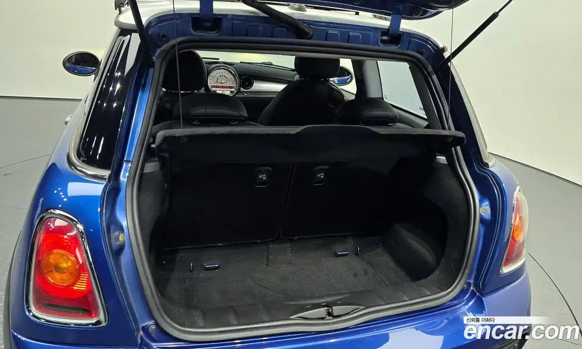 Mini Cooper 2008 1.6 Автомат в Москве № 224353, фото 20