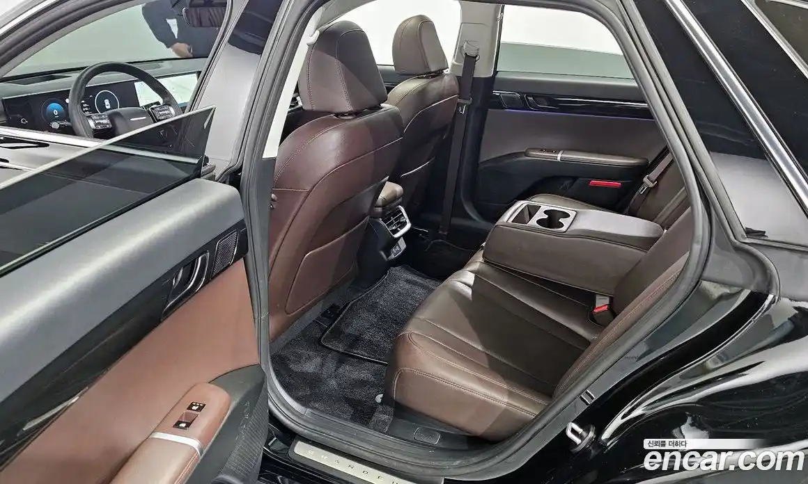 Hyundai Grandeur 2023 2.5 Автомат в Москве № 2290, фото 6