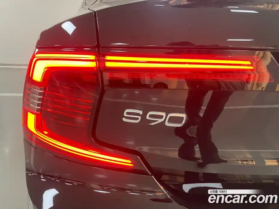 Volvo S90 2024 2.0 Автомат в Москве № 230890, фото 13